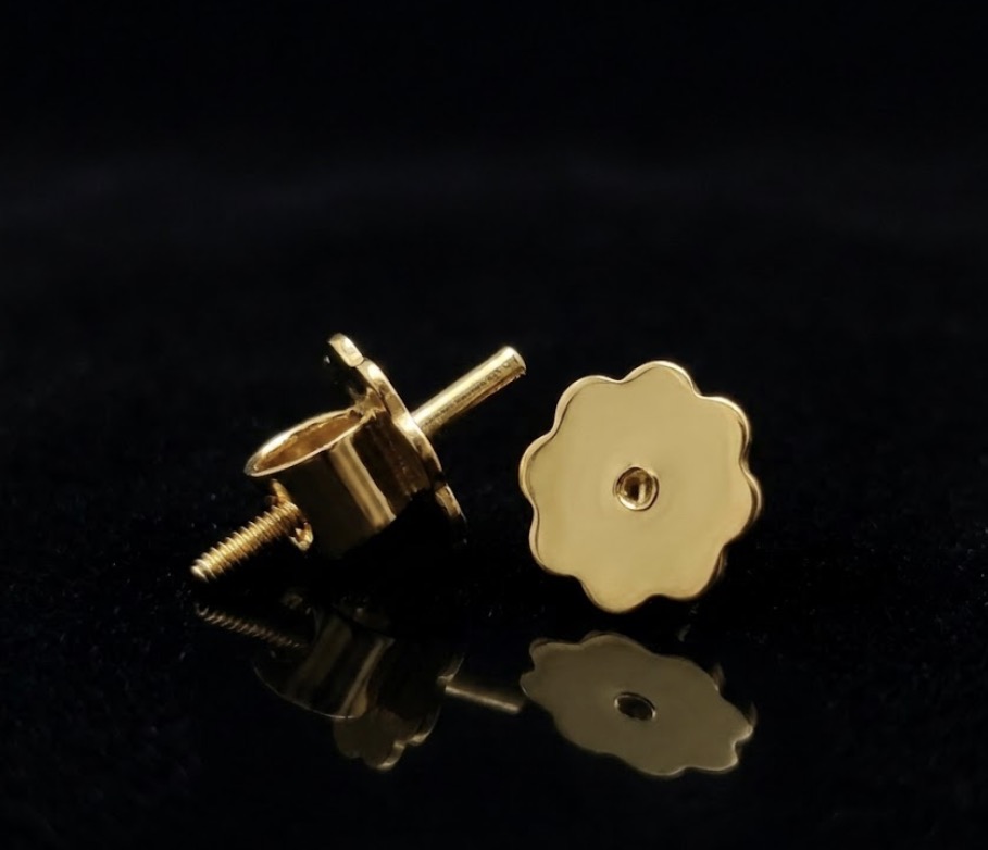 Flower Screw Back